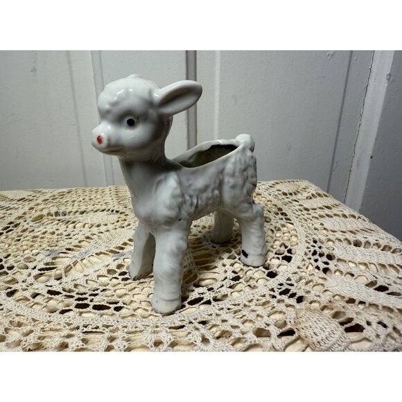 Vintage 50's Lamb Sheep Miniature Porcelain planter Vase - Picture 8 of 9